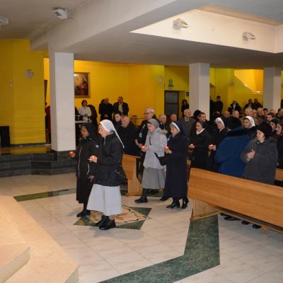 1 februarie: Oneşti: Ziua Mondială a Vieţii Consacrate cu călugării şi călugăriţele din zona Trotuş