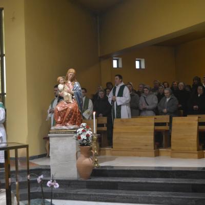 1 februarie: Oneşti: Ziua Mondială a Vieţii Consacrate cu călugării şi călugăriţele din zona Trotuş