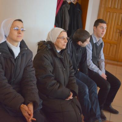 1 februarie: Oneşti: Ziua Mondială a Vieţii Consacrate cu călugării şi călugăriţele din zona Trotuş