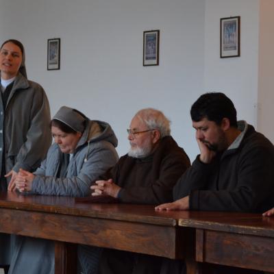 1 februarie: Oneşti: Ziua Mondială a Vieţii Consacrate cu călugării şi călugăriţele din zona Trotuş