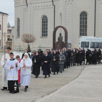2 februarie: Iaşi: A XIX-a Zi Mondială a Persoanelor Consacrate. Foto: Ionuţ-Gabriel Giurgică