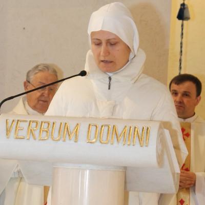 2 februarie: Iaşi: A XIX-a Zi Mondială a Persoanelor Consacrate. Foto: Ionuţ-Gabriel Giurgică