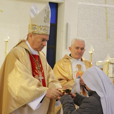 2 februarie: Iaşi: A XIX-a Zi Mondială a Persoanelor Consacrate. Foto: Ionuţ-Gabriel Giurgică