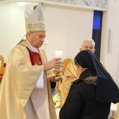 2 februarie: Iaşi: A XIX-a Zi Mondială a Persoanelor Consacrate. Foto: Ionuţ-Gabriel Giurgică
