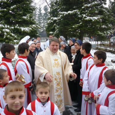 2 februarie: Baraţi: Ziua Persoanelor Consacrate
