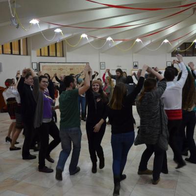 8-11 februarie: Tinerii şi Europa la 25 de ani de la căderea comunismului. Schimb de experienţă între tineri din Austria şi România