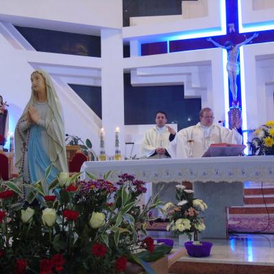 11 februarie: Piatra Neamţ: Drum de pocăinţă pentru pace în lume. Procesiune cu Maica Domnului