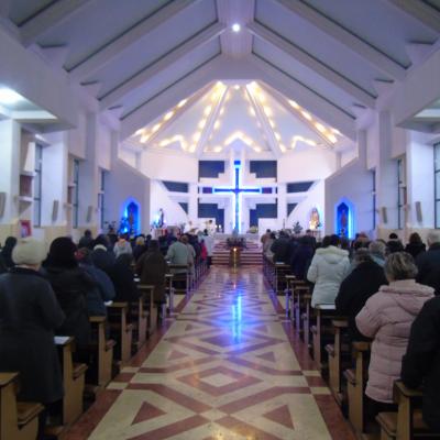 11 februarie: Piatra Neamţ: Drum de pocăinţă pentru pace în lume. Procesiune cu Maica Domnului
