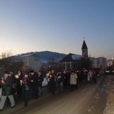 11 februarie: Piatra Neamţ: Drum de pocăinţă pentru pace în lume. Procesiune cu Maica Domnului