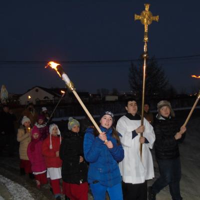 11 februarie: Piatra Neamţ: Drum de pocăinţă pentru pace în lume. Procesiune cu Maica Domnului