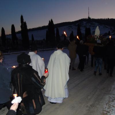 11 februarie: Piatra Neamţ: Drum de pocăinţă pentru pace în lume. Procesiune cu Maica Domnului
