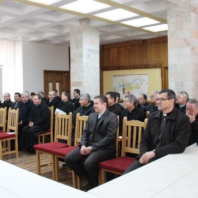 23 februarie: Bacău "Sfântul Nicolae": Şedinţă decanală