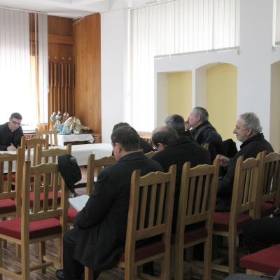 23 februarie: Bacău "Sfântul Nicolae": Şedinţă decanală