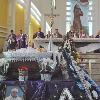 2 martie: Bacău "Fericitul Ieremia": Funeraliile părintelui Dumitru Gabor. Foto: Iustin Toma