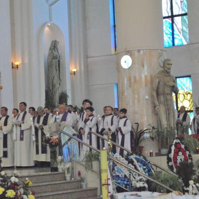 2 martie: Bacău "Fericitul Ieremia": Funeraliile părintelui Dumitru Gabor. Foto: Iustin Toma