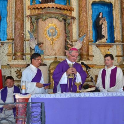 Celebrarea Liturghiei într-o comunitate din Panama
