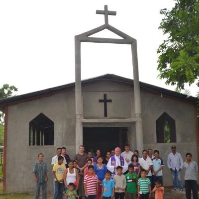 Vizită într-o comunitate, după sfânta Liturghie