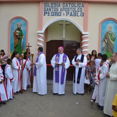 Sfinţirea bisericii "Sfinţii Apostoli Petru şi Paul"