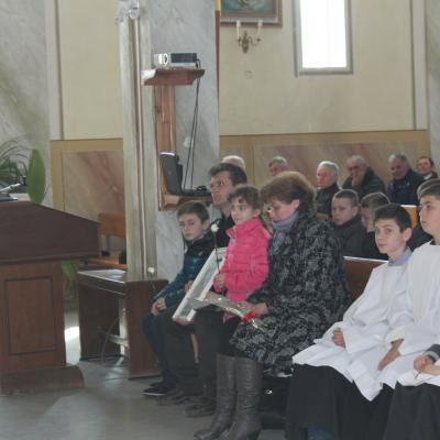 5-8 martie: Frumoasa: Zilele familiei