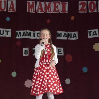 8 martie: Pildeşti: Ziua mamei