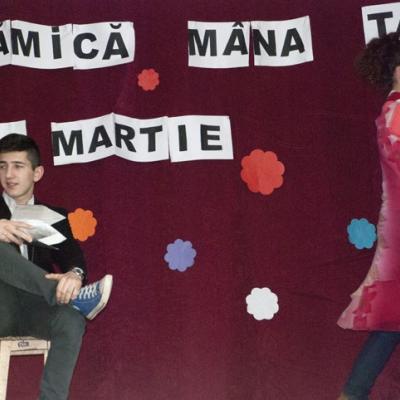 8 martie: Pildeşti: Ziua mamei