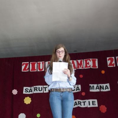 8 martie: Pildeşti: Ziua mamei