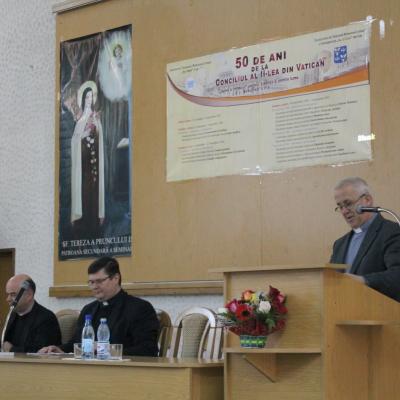 11 martie: ITRC Iaşi: Simpozionul "Conciliul Vatican II - semn al timpului pentru Biserică şi pentru lume"