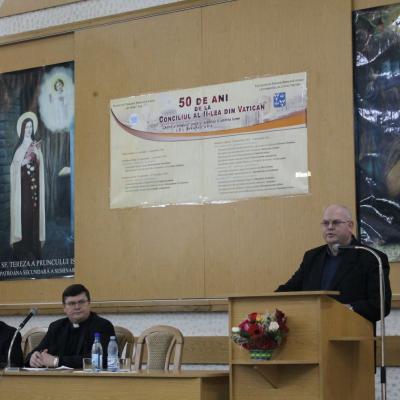 11 martie: ITRC Iaşi: Simpozionul "Conciliul Vatican II - semn al timpului pentru Biserică şi pentru lume"