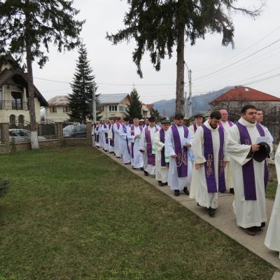 14 martie: Oneşti: Funeraliile părintelui Ioan Caităr