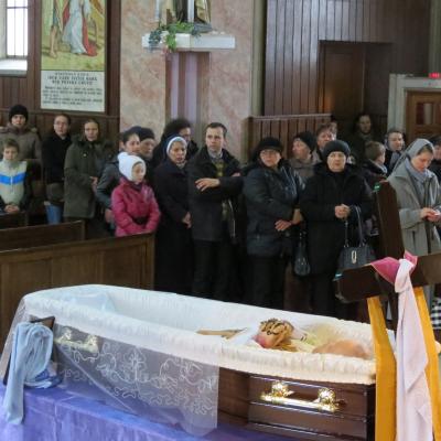 14 martie: Oneşti: Funeraliile părintelui Ioan Caităr