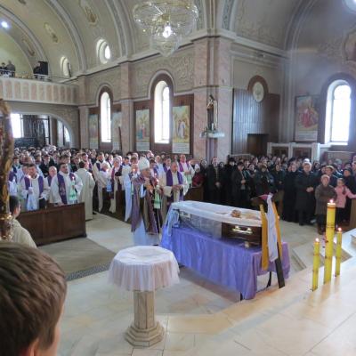 14 martie: Oneşti: Funeraliile părintelui Ioan Caităr