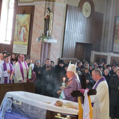14 martie: Oneşti: Funeraliile părintelui Ioan Caităr