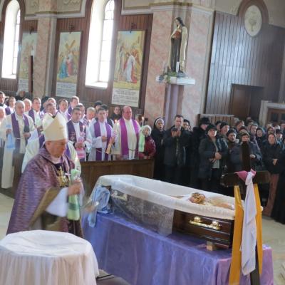 14 martie: Oneşti: Funeraliile părintelui Ioan Caităr