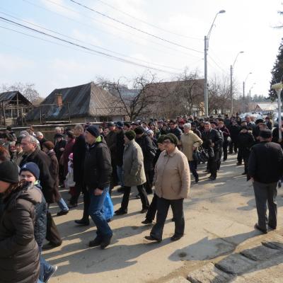 14 martie: Oneşti: Funeraliile părintelui Ioan Caităr