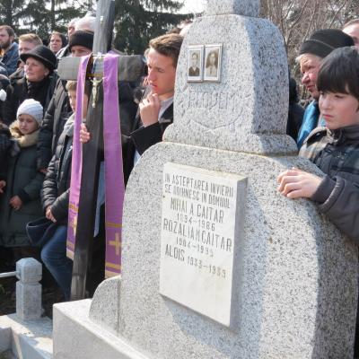14 martie: Oneşti: Funeraliile părintelui Ioan Caităr