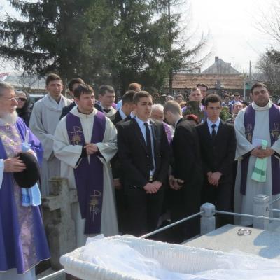 14 martie: Oneşti: Funeraliile părintelui Ioan Caităr