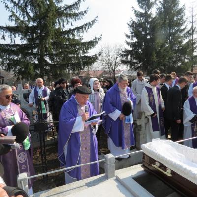 14 martie: Oneşti: Funeraliile părintelui Ioan Caităr