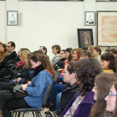 17 martie: Iaşi: Întâlnire cu tinerii despre convieţuirea fără căsătorie. Foto: Emilian Lupu