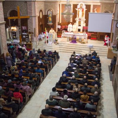 19-22 martie: Oneşti: Misiuni populare în Parohia "Ss. Petru şi Paul"