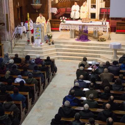 19-22 martie: Oneşti: Misiuni populare în Parohia "Ss. Petru şi Paul"