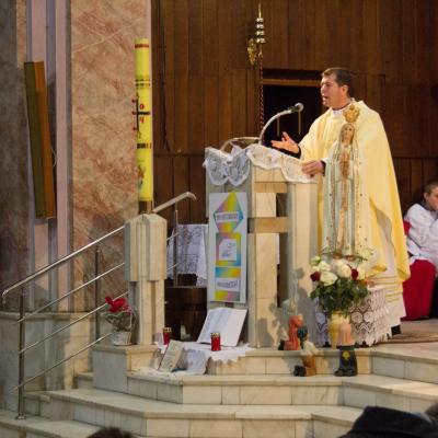 19-22 martie: Oneşti: Misiuni populare în Parohia "Ss. Petru şi Paul"