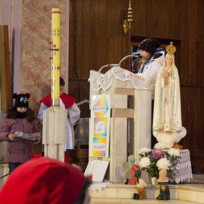 19-22 martie: Oneşti: Misiuni populare în Parohia "Ss. Petru şi Paul"