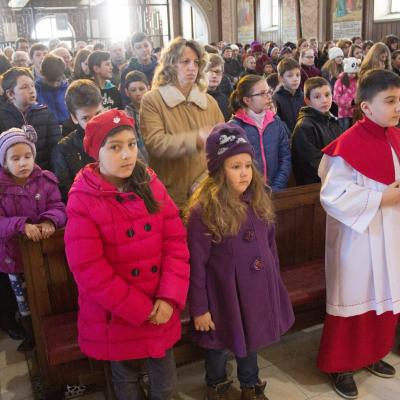 19-22 martie: Oneşti: Misiuni populare în Parohia "Ss. Petru şi Paul"