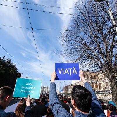 21 martie: Iaşi: Marşul pentru viaţă. Foto: Claudiu Bîrliba