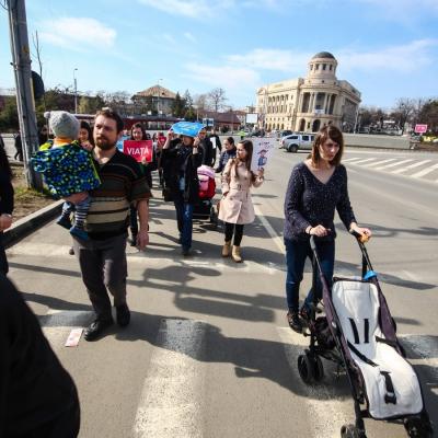 21 martie: Iaşi: Marşul pentru viaţă. Foto: Claudiu Bîrliba