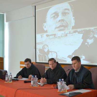 24 martie: Roman: Simpozion internaţional de filozofie