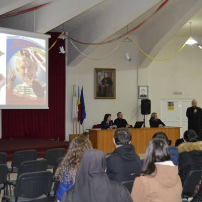 25 martie: Iaşi: Conferinţa "Noi suntem de partea vieţii"