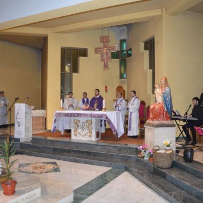 27 martie: Oneşti: Noapte de priveghere la sanctuarul "Fericitul Ieremia"