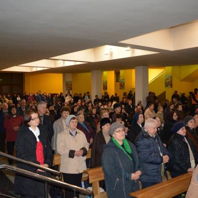 27 martie: Oneşti: Noapte de priveghere la sanctuarul "Fericitul Ieremia"