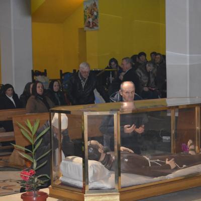 27 martie: Oneşti: Noapte de priveghere la sanctuarul "Fericitul Ieremia"